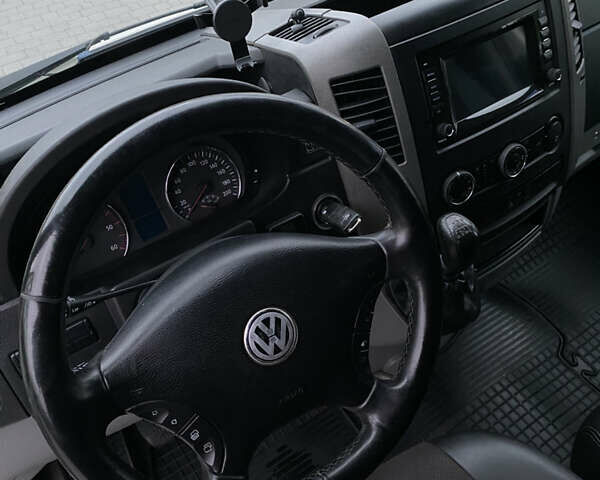 Белый Фольксваген Крафтер, объемом двигателя 2.46 л и пробегом 350 тыс. км за 13850 $, фото 16 на Automoto.ua