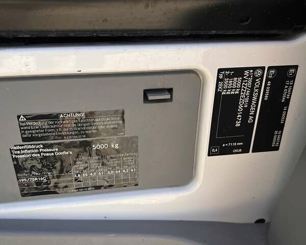 Білий Фольксваген Крафтєр, об'ємом двигуна 1.97 л та пробігом 205 тис. км за 18200 $, фото 11 на Automoto.ua