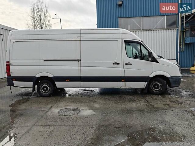 Белый Фольксваген Крафтер, объемом двигателя 1.97 л и пробегом 387 тыс. км за 9000 $, фото 5 на Automoto.ua