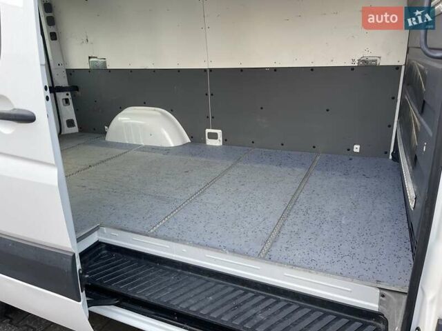 Білий Фольксваген Крафтєр, об'ємом двигуна 2 л та пробігом 212 тис. км за 15450 $, фото 13 на Automoto.ua