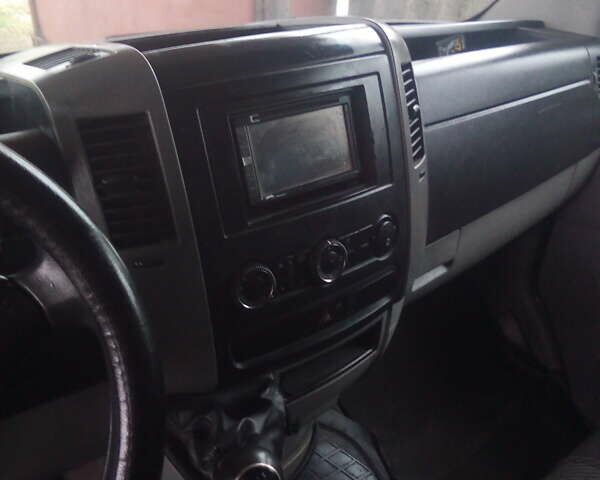 Белый Фольксваген Крафтер, объемом двигателя 1.97 л и пробегом 8 тыс. км за 15000 $, фото 7 на Automoto.ua