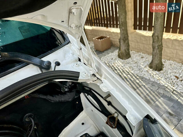 Фольксваген Крафтер 2013 в Виноградове на Automoto.ua Белый Фольксваген Крафтер, объемом двигателя 2 л и пробегом 477 тыс. км за 12900 $, фото 55 на Automoto.ua