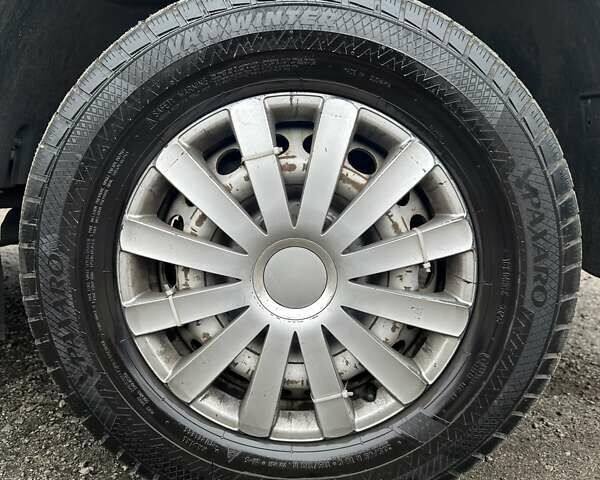 Білий Фольксваген Крафтєр, об'ємом двигуна 1.97 л та пробігом 513 тис. км за 12300 $, фото 6 на Automoto.ua