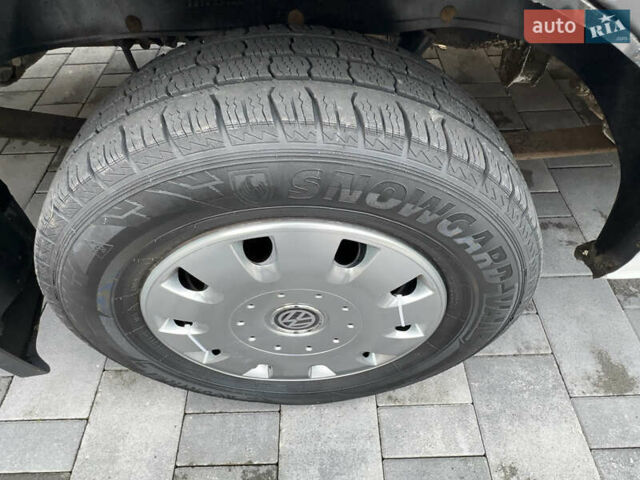 Фольксваген Крафтер 2013 в Виноградове на Automoto.ua Белый Фольксваген Крафтер, объемом двигателя 2 л и пробегом 477 тыс. км за 12900 $, фото 42 на Automoto.ua