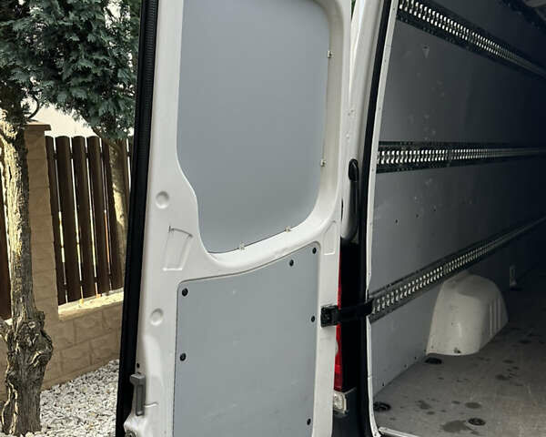 Фольксваген Крафтер 2013 в Виноградове на Automoto.ua Белый Фольксваген Крафтер, объемом двигателя 2 л и пробегом 477 тыс. км за 12900 $, фото 36 на Automoto.ua