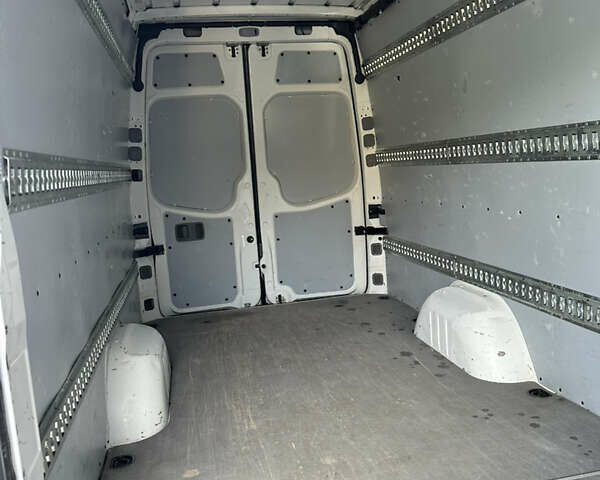 Фольксваген Крафтер 2013 в Виноградове на Automoto.ua Белый Фольксваген Крафтер, объемом двигателя 2 л и пробегом 477 тыс. км за 12900 $, фото 62 на Automoto.ua