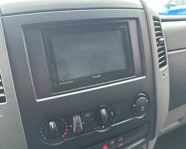 Білий Фольксваген Крафтєр, об'ємом двигуна 1.97 л та пробігом 513 тис. км за 12300 $, фото 28 на Automoto.ua