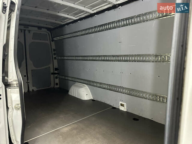 Фольксваген Крафтер 2013 в Виноградове на Automoto.ua Белый Фольксваген Крафтер, объемом двигателя 2 л и пробегом 477 тыс. км за 12900 $, фото 35 на Automoto.ua