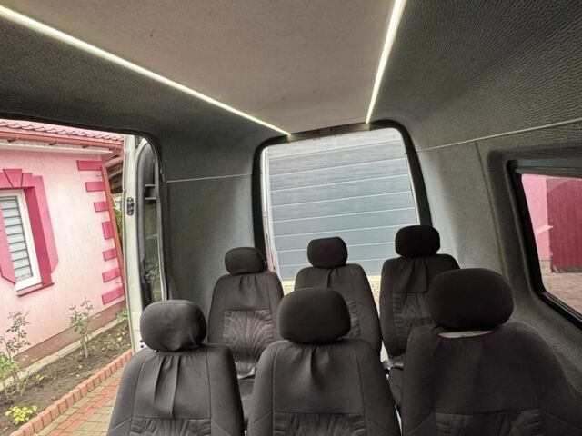 Білий Фольксваген Крафтєр, об'ємом двигуна 2 л та пробігом 568 тис. км за 15500 $, фото 9 на Automoto.ua