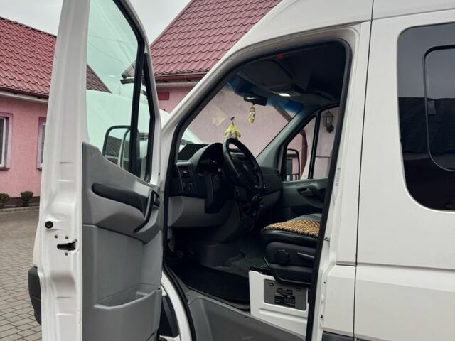 Білий Фольксваген Крафтєр, об'ємом двигуна 2 л та пробігом 568 тис. км за 15500 $, фото 12 на Automoto.ua