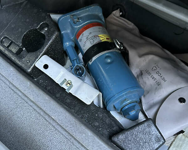 Білий Фольксваген Крафтєр, об'ємом двигуна 1.97 л та пробігом 265 тис. км за 15500 $, фото 21 на Automoto.ua