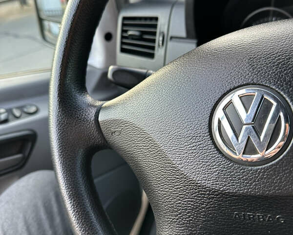 Білий Фольксваген Крафтєр, об'ємом двигуна 1.97 л та пробігом 265 тис. км за 15500 $, фото 16 на Automoto.ua