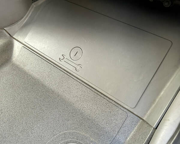 Білий Фольксваген Крафтєр, об'ємом двигуна 1.97 л та пробігом 265 тис. км за 15500 $, фото 20 на Automoto.ua