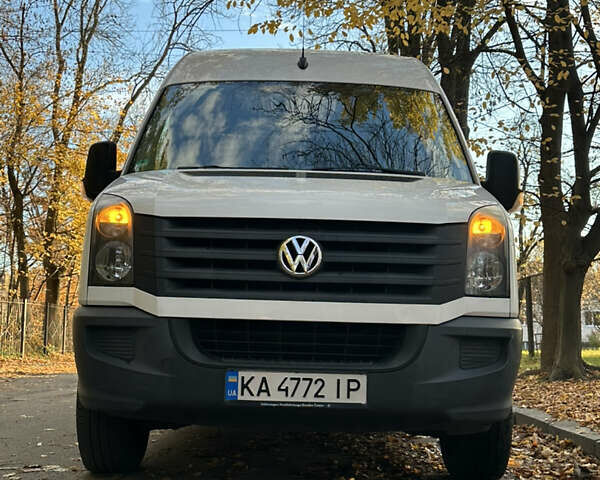 Белый Фольксваген Крафтер, объемом двигателя 1.97 л и пробегом 265 тыс. км за 16000 $, фото 1 на Automoto.ua