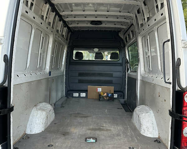 Білий Фольксваген Крафтєр, об'ємом двигуна 1.97 л та пробігом 265 тис. км за 15500 $, фото 27 на Automoto.ua