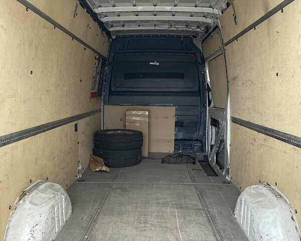 Белый Фольксваген Крафтер, объемом двигателя 0 л и пробегом 536 тыс. км за 12500 $, фото 8 на Automoto.ua