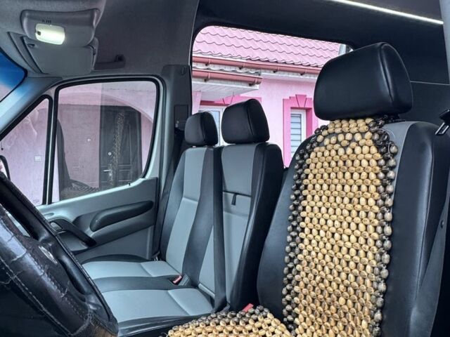 Білий Фольксваген Крафтєр, об'ємом двигуна 2 л та пробігом 568 тис. км за 15500 $, фото 10 на Automoto.ua