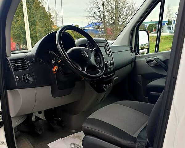 Білий Фольксваген Крафтєр, об'ємом двигуна 2 л та пробігом 320 тис. км за 16999 $, фото 1 на Automoto.ua