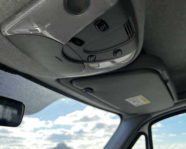 Белый Фольксваген Крафтер, объемом двигателя 0 л и пробегом 233 тыс. км за 15700 $, фото 29 на Automoto.ua