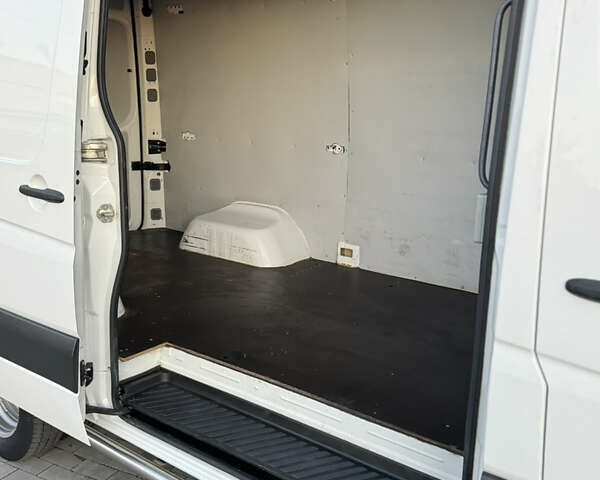 Белый Фольксваген Крафтер, объемом двигателя 2 л и пробегом 147 тыс. км за 19800 $, фото 22 на Automoto.ua