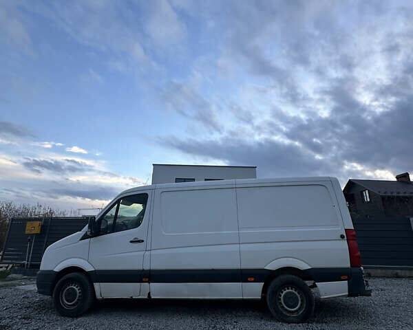 Белый Фольксваген Крафтер, объемом двигателя 1.97 л и пробегом 290 тыс. км за 13500 $, фото 1 на Automoto.ua