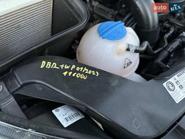 Білий Фольксваген Крафтєр, об'ємом двигуна 2 л та пробігом 147 тис. км за 19700 $, фото 11 на Automoto.ua