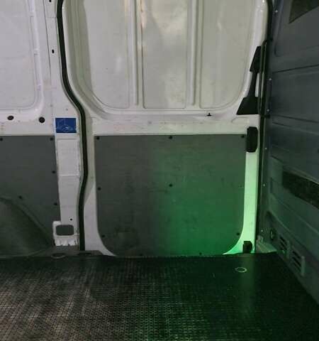 Белый Фольксваген Крафтер, объемом двигателя 1.97 л и пробегом 468 тыс. км за 14200 $, фото 15 на Automoto.ua