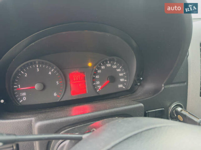 Белый Фольксваген Крафтер, объемом двигателя 0 л и пробегом 289 тыс. км за 15500 $, фото 18 на Automoto.ua