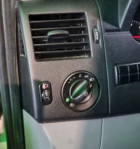 Белый Фольксваген Крафтер, объемом двигателя 1.97 л и пробегом 468 тыс. км за 14200 $, фото 21 на Automoto.ua