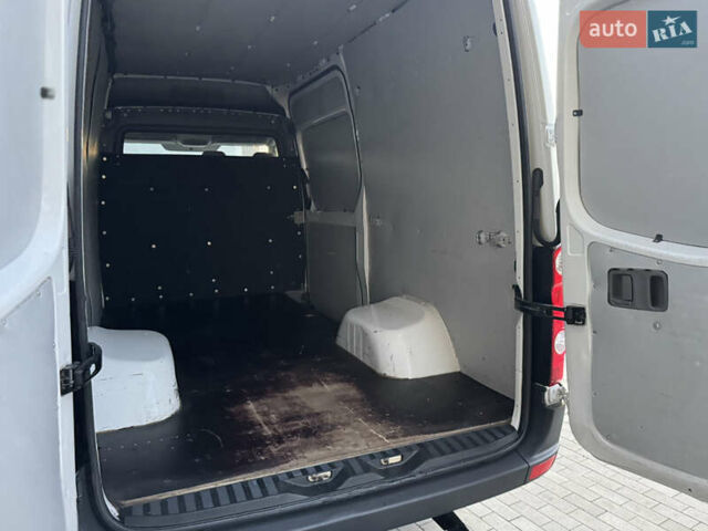 Белый Фольксваген Крафтер, объемом двигателя 2 л и пробегом 147 тыс. км за 19800 $, фото 25 на Automoto.ua