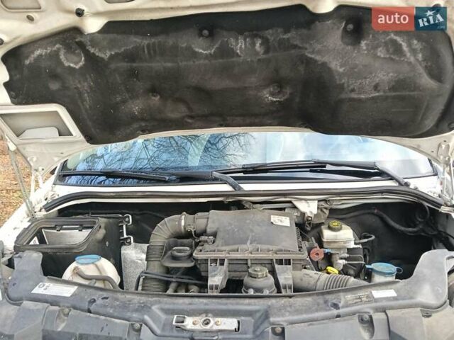 Белый Фольксваген Крафтер, объемом двигателя 1.97 л и пробегом 257 тыс. км за 18500 $, фото 16 на Automoto.ua