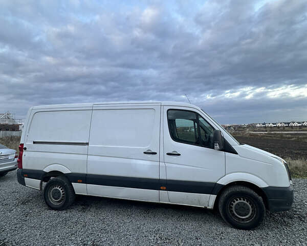 Белый Фольксваген Крафтер, объемом двигателя 1.97 л и пробегом 290 тыс. км за 13500 $, фото 2 на Automoto.ua