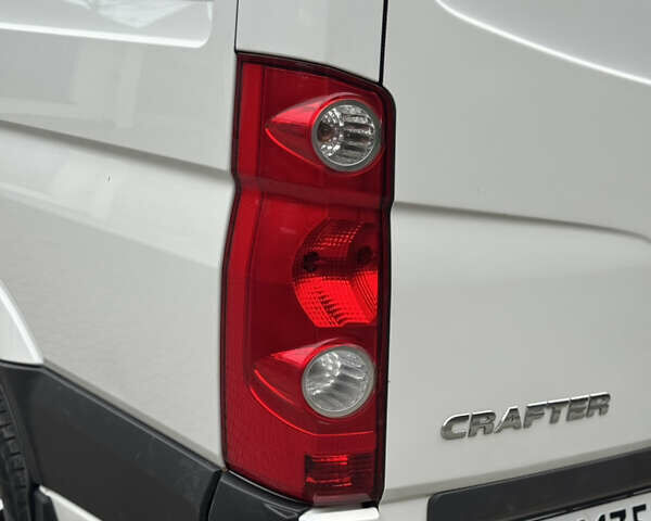 Белый Фольксваген Крафтер, объемом двигателя 1.97 л и пробегом 350 тыс. км за 13650 $, фото 37 на Automoto.ua