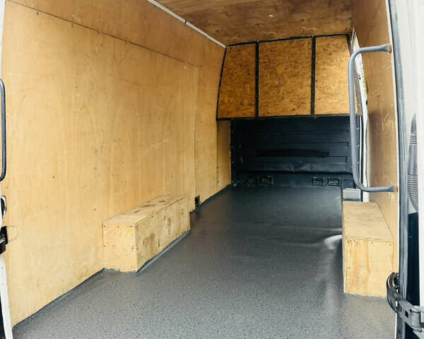 Белый Фольксваген Крафтер, объемом двигателя 0 л и пробегом 289 тыс. км за 15500 $, фото 32 на Automoto.ua