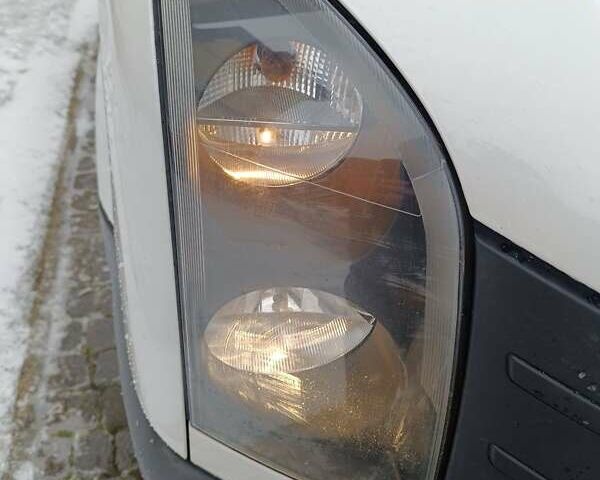 Білий Фольксваген Крафтєр, об'ємом двигуна 1.97 л та пробігом 320 тис. км за 17900 $, фото 5 на Automoto.ua