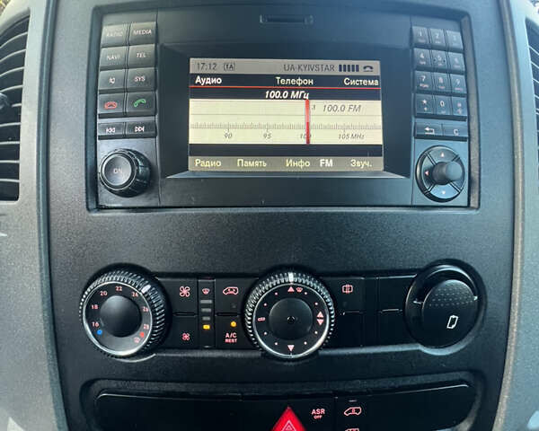 Білий Фольксваген Крафтєр, об'ємом двигуна 1.97 л та пробігом 272 тис. км за 17800 $, фото 23 на Automoto.ua