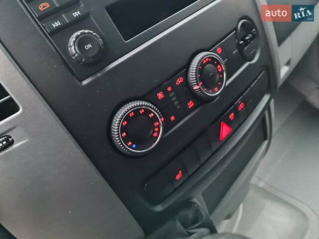 Білий Фольксваген Крафтєр, об'ємом двигуна 2 л та пробігом 264 тис. км за 18950 $, фото 6 на Automoto.ua