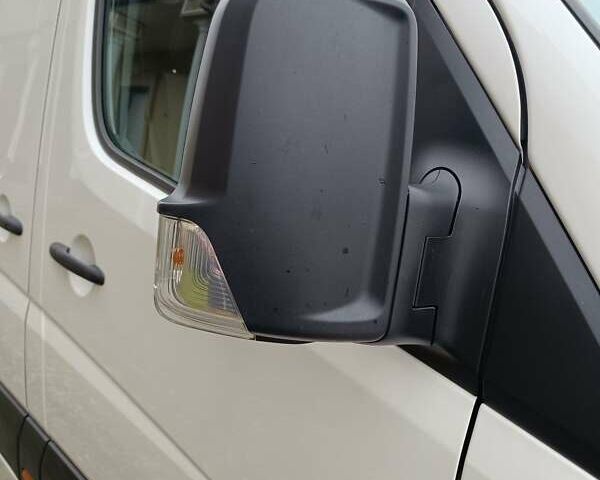 Белый Фольксваген Крафтер, объемом двигателя 2 л и пробегом 349 тыс. км за 18000 $, фото 17 на Automoto.ua