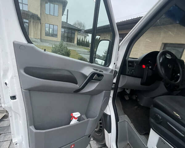 Білий Фольксваген Крафтєр, об'ємом двигуна 1.97 л та пробігом 450 тис. км за 10900 $, фото 8 на Automoto.ua