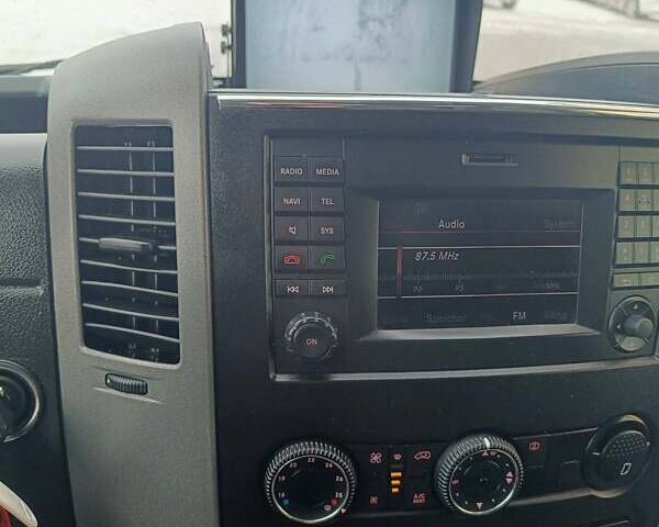 Білий Фольксваген Крафтєр, об'ємом двигуна 1.97 л та пробігом 320 тис. км за 17900 $, фото 23 на Automoto.ua