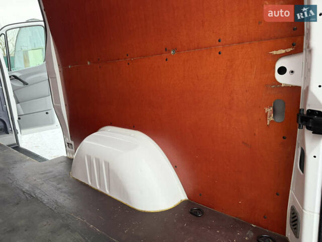 Белый Фольксваген Крафтер, объемом двигателя 2 л и пробегом 287 тыс. км за 16900 $, фото 54 на Automoto.ua