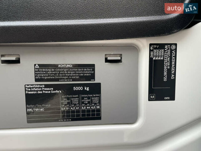 Белый Фольксваген Крафтер, объемом двигателя 2 л и пробегом 119 тыс. км за 22999 $, фото 39 на Automoto.ua