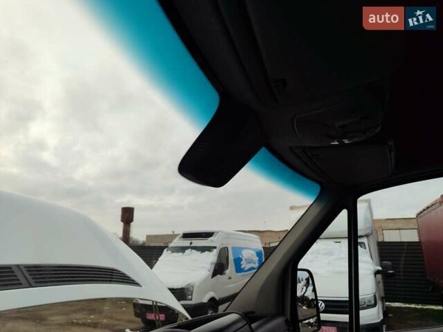 Белый Фольксваген Крафтер, объемом двигателя 2 л и пробегом 260 тыс. км за 21500 $, фото 23 на Automoto.ua