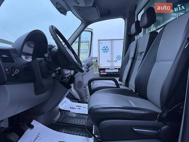 Білий Фольксваген Крафтєр, об'ємом двигуна 2 л та пробігом 200 тис. км за 18800 $, фото 31 на Automoto.ua