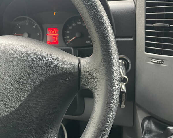 Белый Фольксваген Крафтер, объемом двигателя 2 л и пробегом 119 тыс. км за 22999 $, фото 51 на Automoto.ua