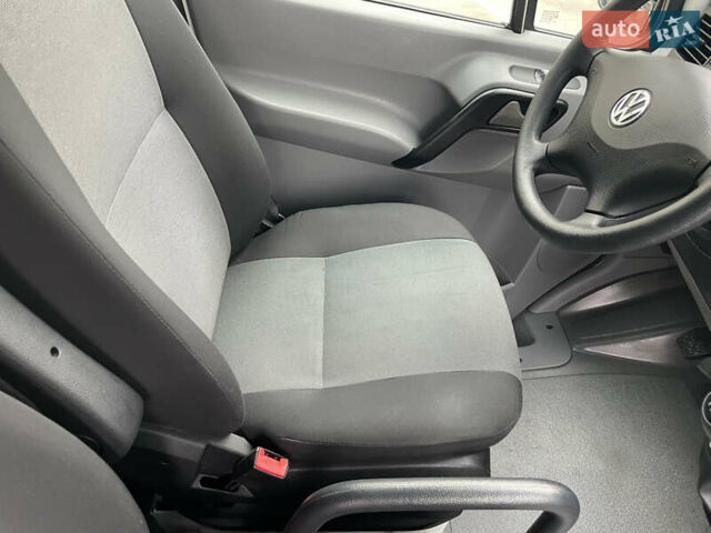 Белый Фольксваген Крафтер, объемом двигателя 2 л и пробегом 119 тыс. км за 22999 $, фото 56 на Automoto.ua