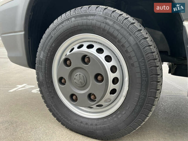 Белый Фольксваген Крафтер, объемом двигателя 2 л и пробегом 119 тыс. км за 22999 $, фото 11 на Automoto.ua