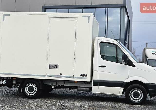 Білий Фольксваген Крафтєр, об'ємом двигуна 2 л та пробігом 181 тис. км за 17800 $, фото 1 на Automoto.ua