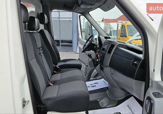 Білий Фольксваген Крафтєр, об'ємом двигуна 2 л та пробігом 181 тис. км за 17800 $, фото 31 на Automoto.ua