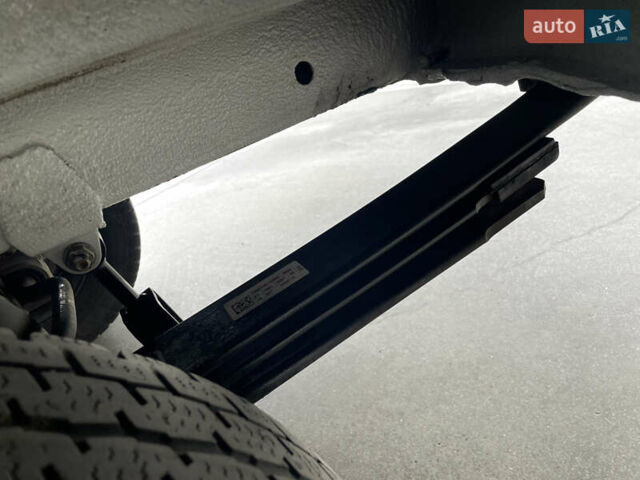 Белый Фольксваген Крафтер, объемом двигателя 2 л и пробегом 119 тыс. км за 22999 $, фото 15 на Automoto.ua